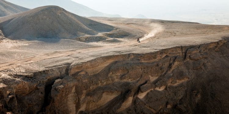 Etapa 11 do Dakar começou mais tarde e foi encurtada devido ao nevoeiro