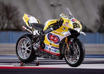 Nova decoração da Ducati Panigale V4 R da GoEleven para 2025 revelada no lançamento da equipa