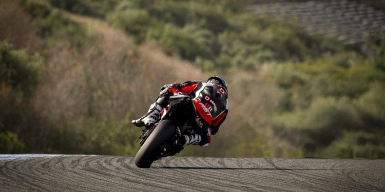 Alex Lowes muito atarefado em Jerez: ‘Demos passos bons’