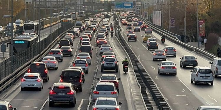 Istambul é a cidade mais congestionada no mundo; A nível Europeu Londres é a segunda