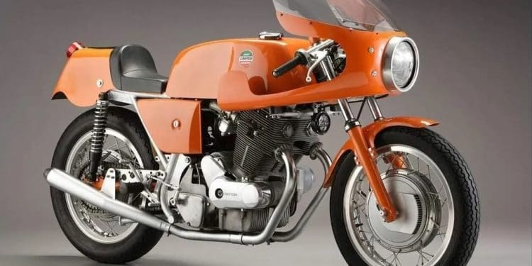 Laverda 750 SFC: ADN de corrida puro, extinta há quase cinco décadas mas ainda hoje faz suspirar