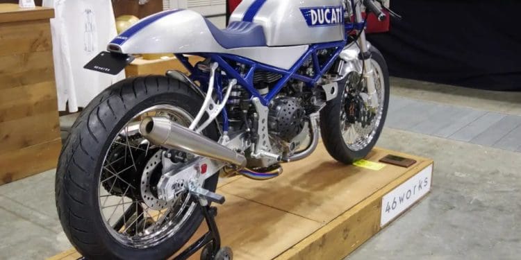 Customização exclusiva da Monster 900 Roadster apresentada