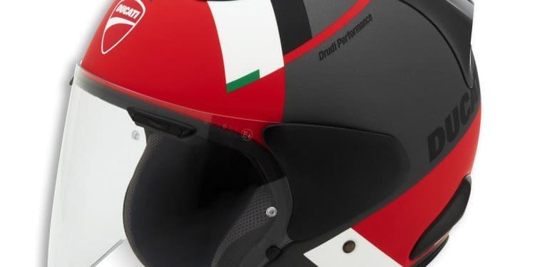 Ducati oferece segurança e estilo no equipamento