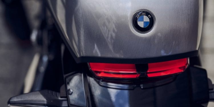 BMW Motorrad regista ano recorde de vendas em 2024