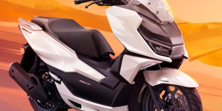 Honda NS125GX revelada para o mercado chinês: PCX ganha parente (bem) próximo
