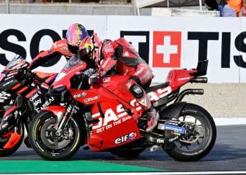 Família «influenciou» Aleix Espargaró a deixar o MotoGP: ‘Estava farto de ver a minha mulher chorar; Ver o que o meu irmão passou em 2023’