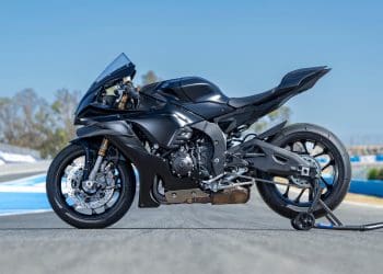 Yamaha R1 Race: A icónica superbike torna-se exclusiva para circuitos