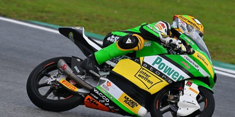 Noah Dettwiller liderou dia 2 dos testes de Moto3 em Portimão condicionado pela chuva