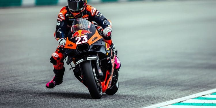 Enea Bastianini perfeitamente consciente nas áreas a melhorar: ‘A velocidade na entrada das curvas é muito baixa, é difícil curvar’