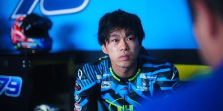 Ai Ogura ‘preparado’ para a primeira corrida no MotoGP, garante Davide Brivio; Raúl Fernández ‘vai beneficiar’ do tempo em pista na Malásia