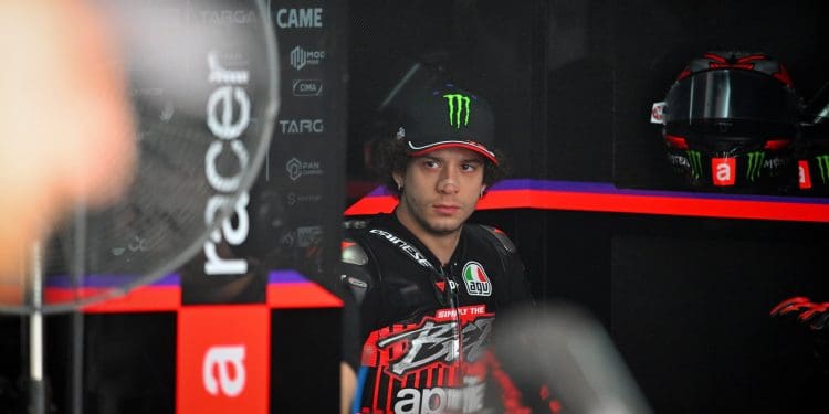 Marco Bezzecchi está a ter arranque de temporada mais ‘ocupado’ do que o habitual: ‘Mudei tudo este ano, mas no final é algo que gosto’