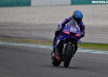 Miguel Oliveira sabe onde está a perder tempo com a Yamaha: ‘São 0.4s em três curvas e preciso desse detalhe para recuperar’