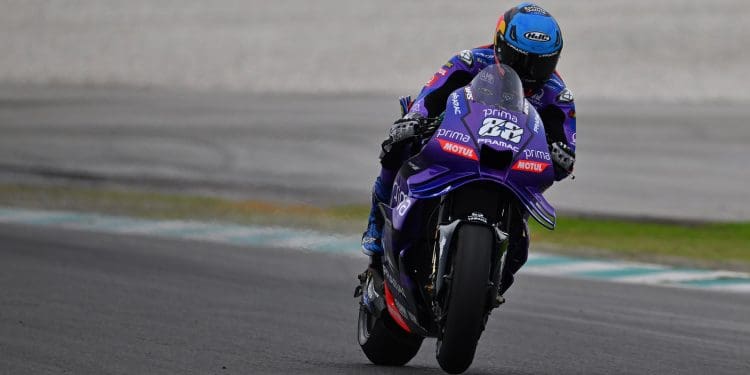 Miguel Oliveira sabe onde está a perder tempo com a Yamaha: ‘São 0.4s em três curvas e preciso desse detalhe para recuperar’