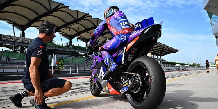 Miguel Oliveira não pensa na M1 com motor V4 que a Yamaha está a desenvolver: ‘Precisamos de retirar o melhor da M1 agora’