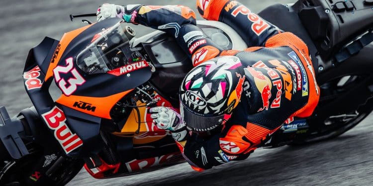 ‘Os pontos fortes da KTM são muito diferentes dos da Ducati; Estou um pouco atrasado, cometo erros, mas tenho tempo’ – Enea Bastianini