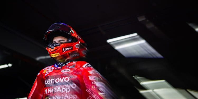 Marc Márquez «rendido» ao seu novo chefe de mecânicos: ‘A relação tornou-se muito boa’