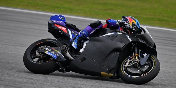 Miguel Oliveira dá nota muito positiva a evento de abertura do MotoGP na Tailândia: ‘Andámos perto dos fãs e faz todo o sentido’