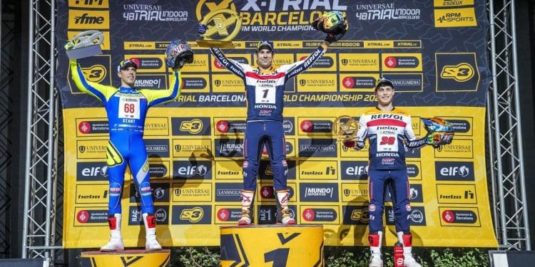 Toni Bou triunfa no adeus de Adam Raga no X-Trial de Barcelona