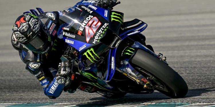 Álex Rins disse adeus a Sepang com ‘base muito boa’: ‘Trabalhámos muito nas configurações da moto’