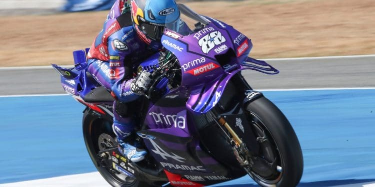 ‘Tens de fazer tudo em travagem, isso torna mais difícil para o pneu’ – Miguel Oliveira