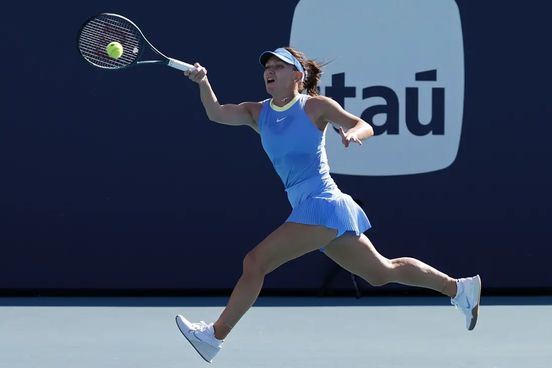 Simona Halep’s Nightmare Return: Romanian Icon Crushed in Homecoming Match as Struggles Continue