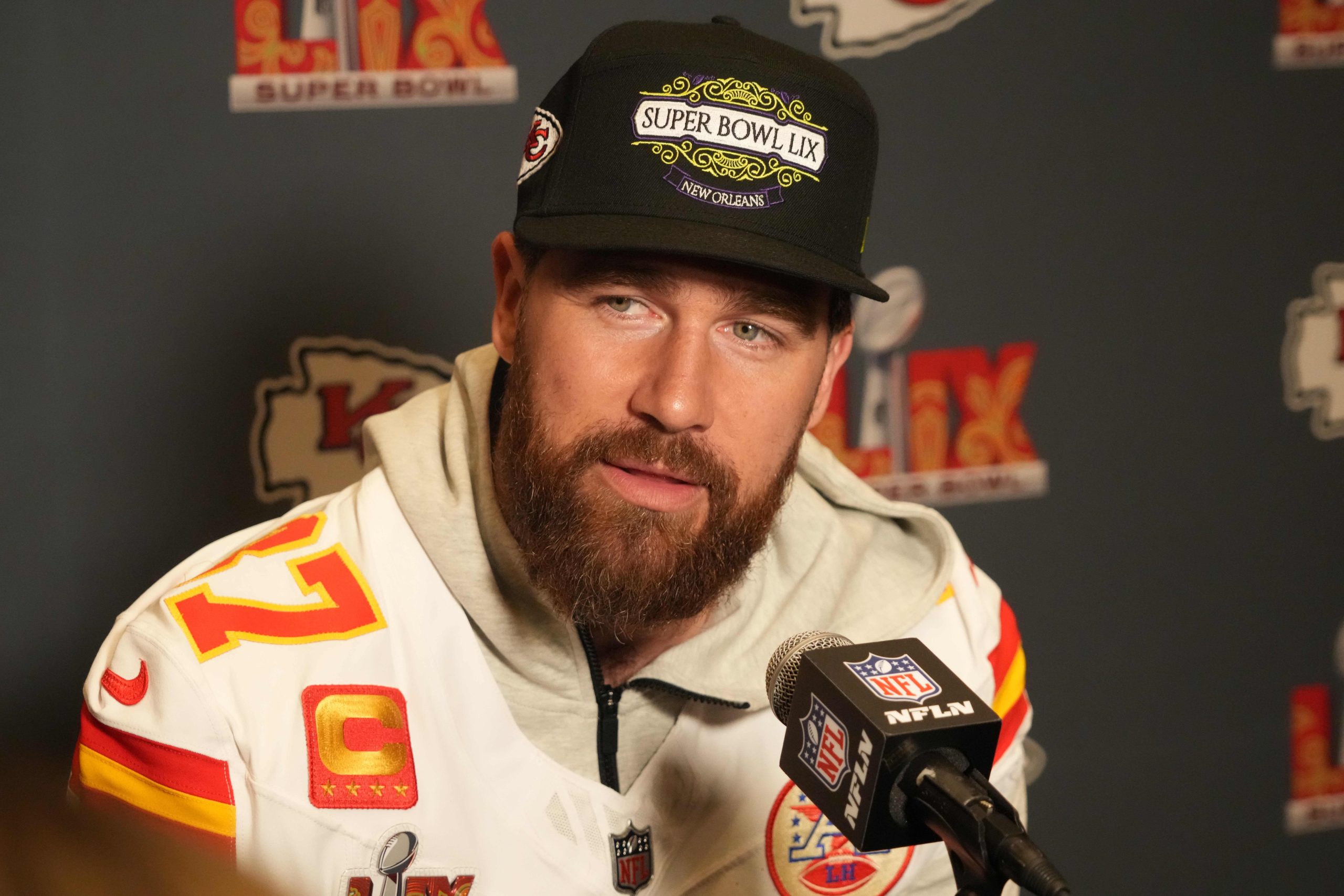 chiefs super bowl media day jacket