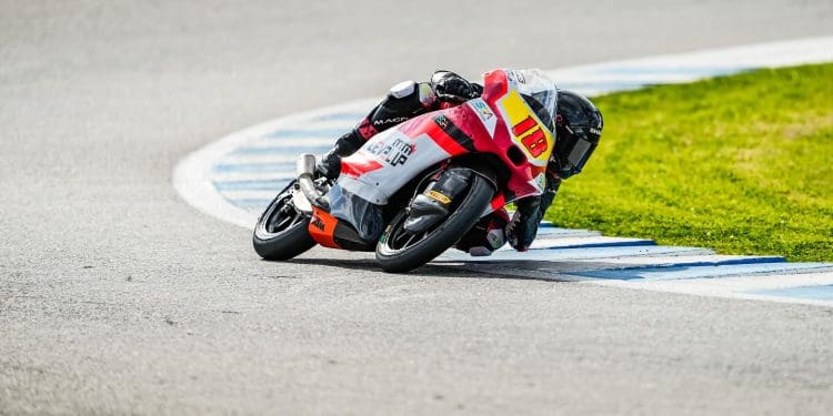 Matteo Bertelle foi o único a rodar no segundo 40 em Buriram e está, com mais 13 adversários, diretamente na Q2