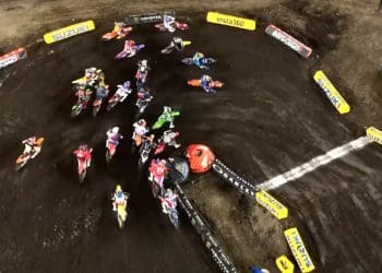 Vídeo: Melhores momentos do AMA Supercross 450 em Tampa