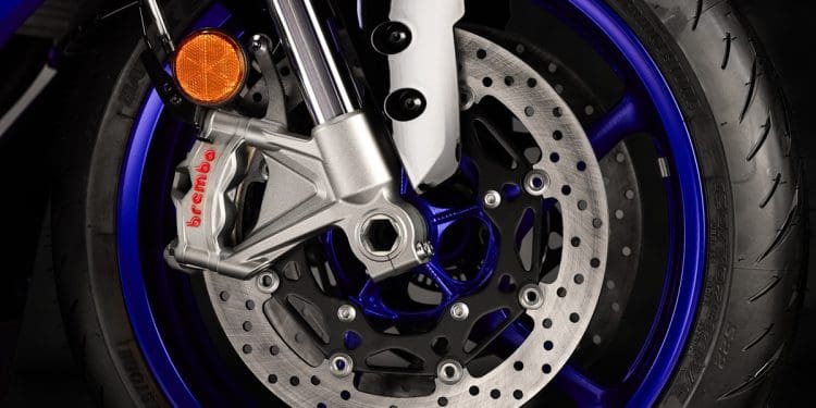 Bridgestone são os pneus originais das novas Yamaha Tracer 9 e YZF-R9