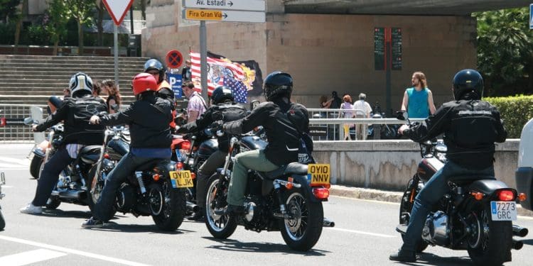 Governo catalão não quis proibir motociclos a combustão até 2030