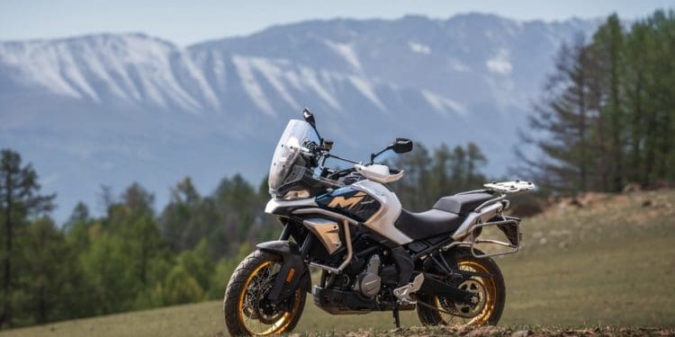 CFMoto 700MT: Uma «ameça» às gigantes japonesas no segmento Adventure?