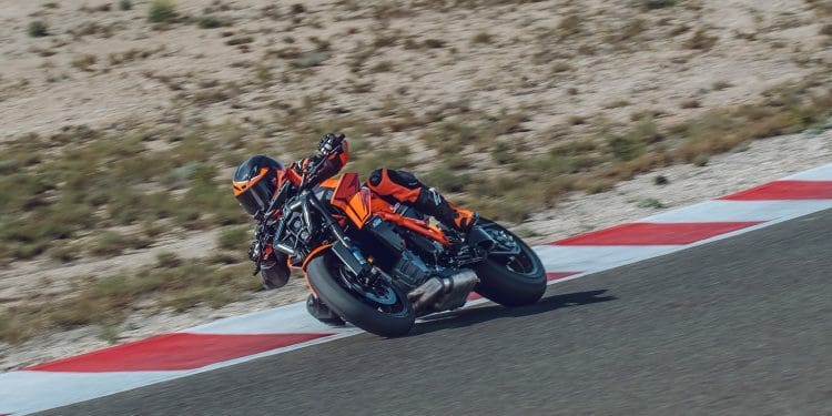 KTM lança garantia premium de quatro anos para (algumas) motos de estrada