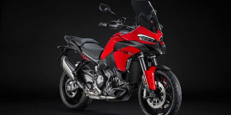 Nova Ducati Multistrada V2 S MY25 apresentada em Lisboa