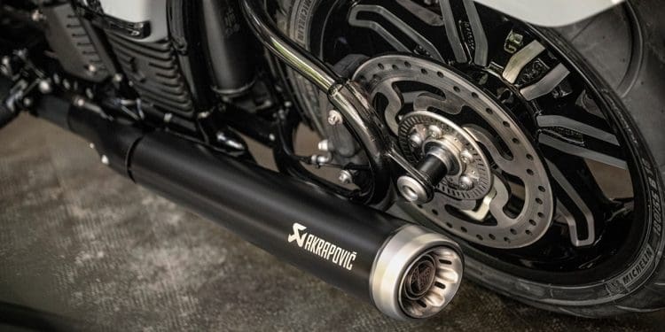 BMW trabalha em escape dinâmico com implicações na aerodinâmica