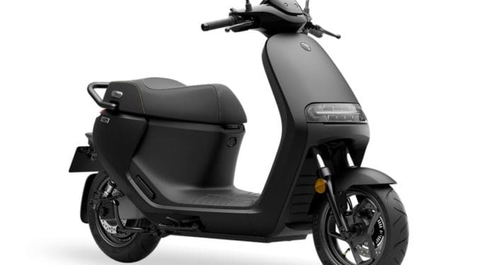 Novas Segway E150S e E250S: autonomia urbana com até três baterias