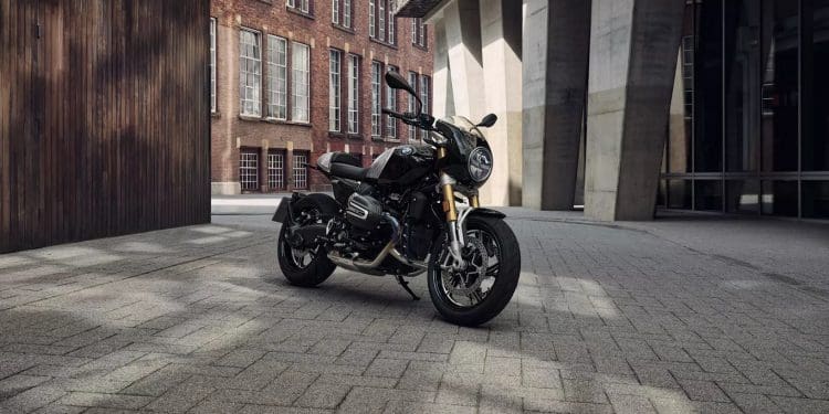 BMW R12 NineT e outros modelos alvo de recall por possível incumprimento de normas de emissões