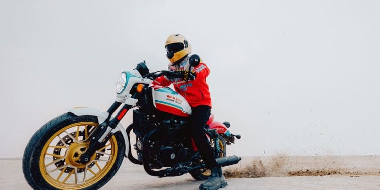 Edição limitada da Shotgun 650 celebra ‘mestria artesanal e a paixão pela construção personalizada’