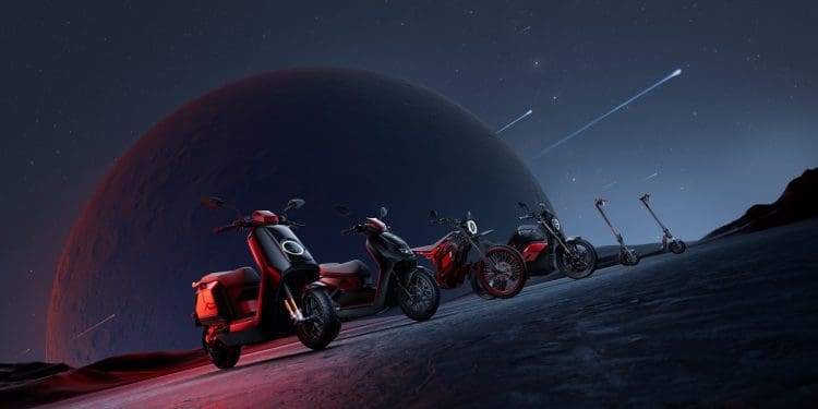 NIU comemora dez anos e lança seis edições especiais