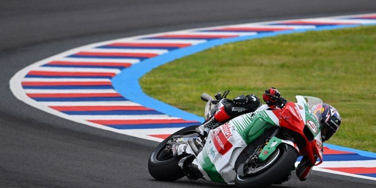 Lucio Cecchinello revela fúria e Johann Zarco após sexto lugar: ‘Ele estava irritado…’