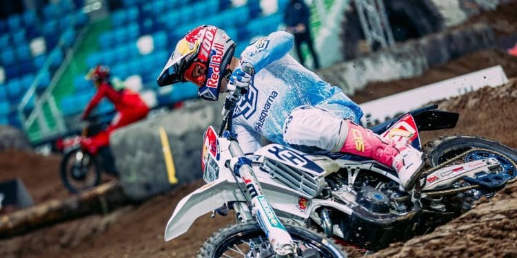 Billy Bolt dominou última ronda do Mundial de Super Enduro