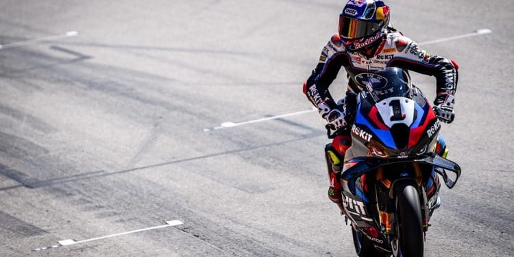 ‘Estamos de volta, e estamos aqui para mostrar que estamos prontos para lutar’ – Toprak Razgatlioglu