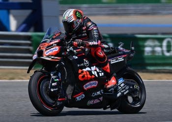 Problemas para a Aprilia: Lorenzo Savadori lesionou-se na Argentina