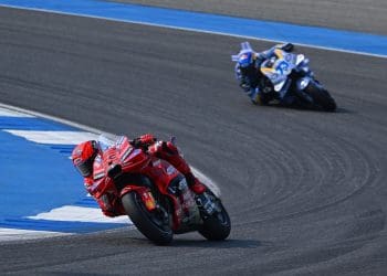 ‘Não é com o teu irmão ou com o colega de equipa, tentas sempre ultrapassar sem cometer erros’ – Marc Márquez