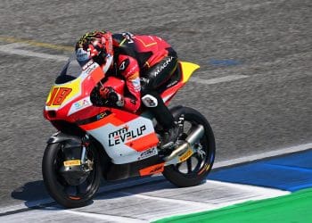 Da Q1 à pole position, Matteo Bertelle brilhou na qualificação do Moto3 na Argentina