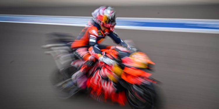 Empresário de Pedro Acosta nega rumores sobre a Ducati: ‘Tem contrato com a KTM até 2026’