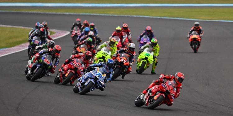 Marc Márquez admite que revelou estratégia para a corrida a Álex: ‘Fui honesto sobre o plano, e que não importa que nos seguissem’