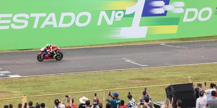 Circuito de Goiânia precisa de obras, mas ‘está feito para o MotoGP’, garante Carlos Ezpeleta