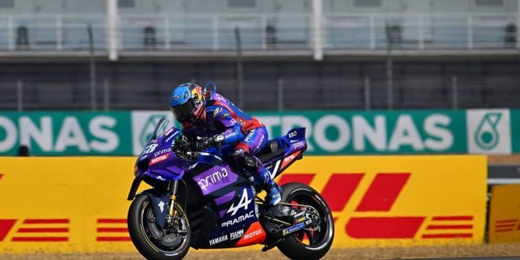 Miguel Oliveira sem ‘qualquer aderência’ e ‘subviragem’ da M1 e olha para a ‘referência’ que foi Fabio Quartararo: ‘Foram 0,25s por volta’