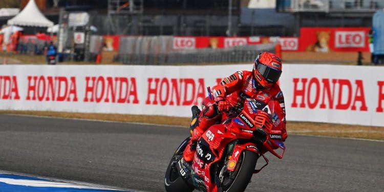 Marc Márquez abre domingo na Tailândia com o melhor tempo no Warm Up; Miguel Oliveira foi 17.º