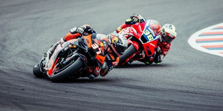 KTM vai trazer ‘pequenas’ mas ‘muitas novidades’ no GP das Américas, e coisas que ‘devem funcionar’ diz Pedro Acosta
